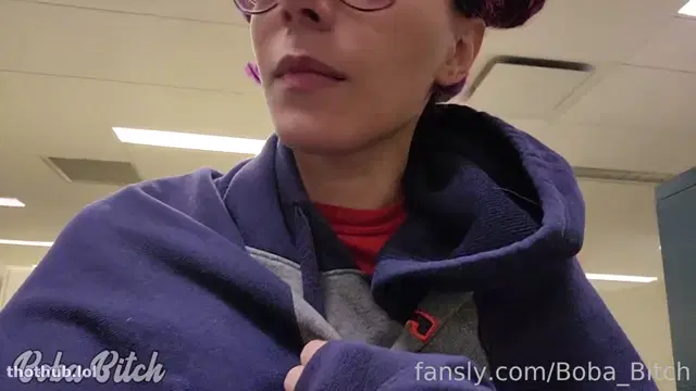 Boba_Bitch – A Little Public Nudity Mini-Dare In My Office Cubicle