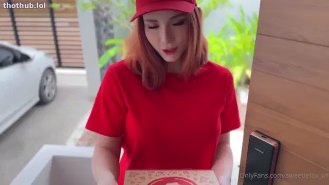 Sweetie fox pizza delivery
