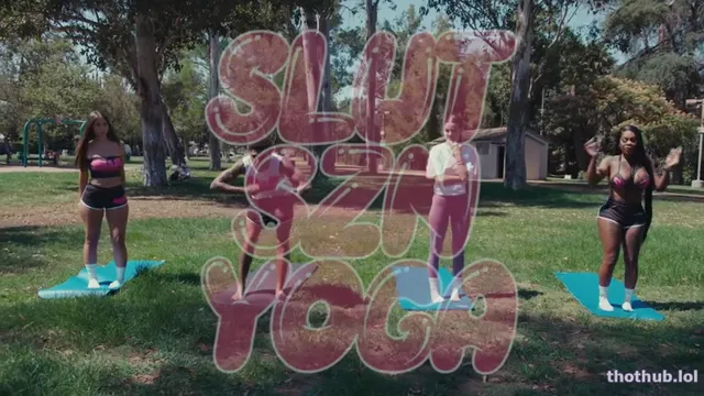 Sophieraiin – Slut SZN Yoga ep.1