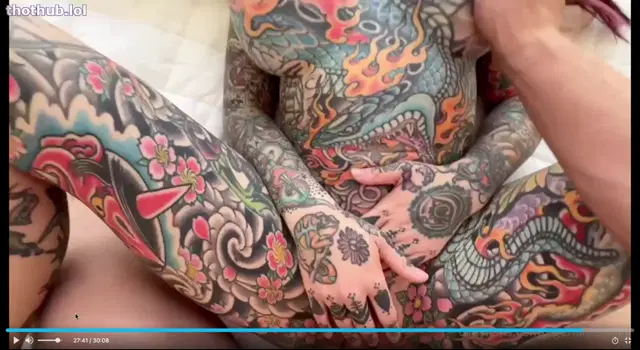 Tattoo Tiger Lilly cuming on top