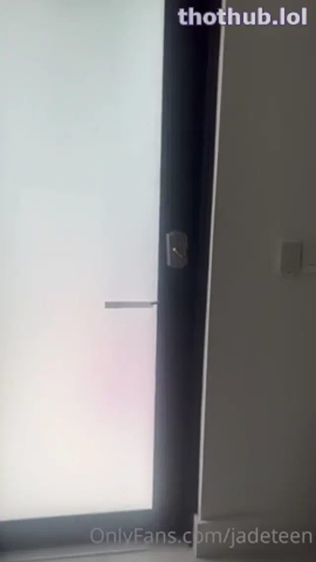 Jadeteen anal sex facial