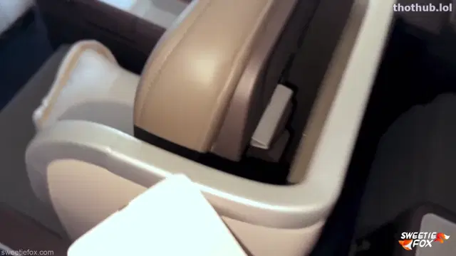 Sweetie Fox – Fucking With Stranger From The Next Airplane Seat POV