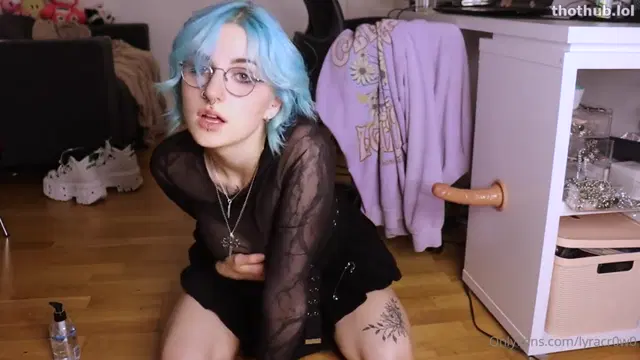 Lyra Crow