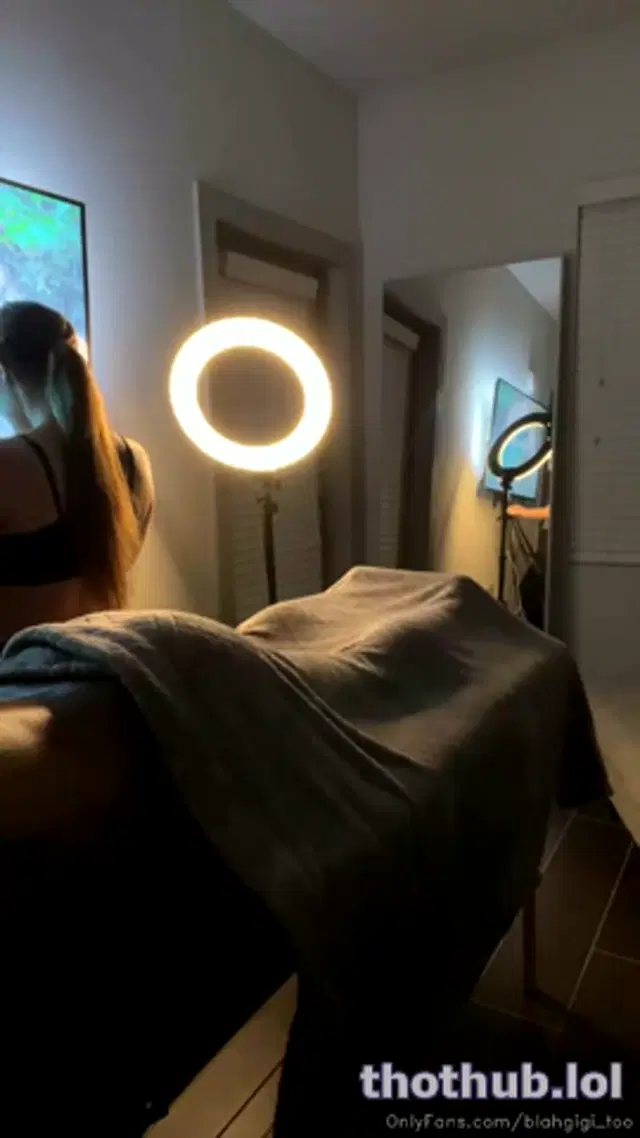 Blahgig – Gigi Torres