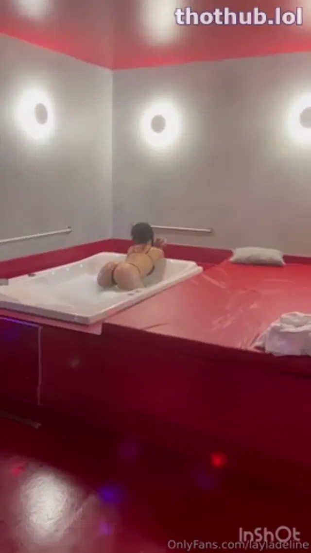 Layladeline Bathtub Sextape Video Leaked