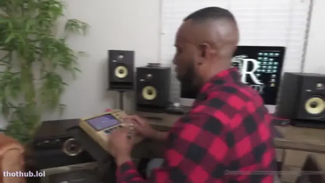 Smoovee Groovee Fucked