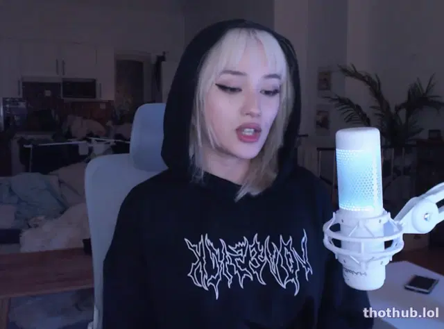 JADEYANH