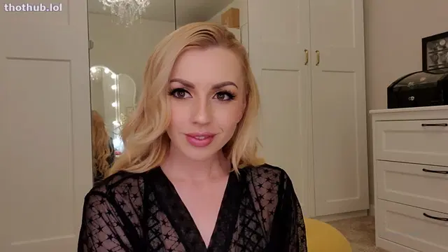Lexi Belle