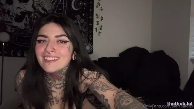 Sierra Jade OnlyFans Tried a vibrator since @skylarangelxxx decided to surprise me bu