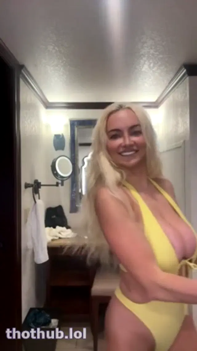 Lindsey Pelas Live bikini-swimsuit