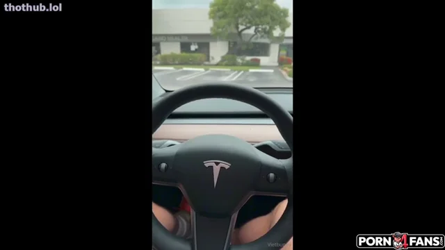 Vietbunny Car Sex Tape Video Leaked