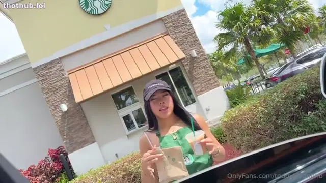 Vivienne Vo Starbucks girl fucked in a car