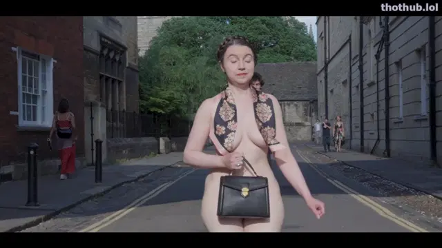 Dr. Victoria Bateman (Economist) – Fully Nude In Public Promoting Her Book