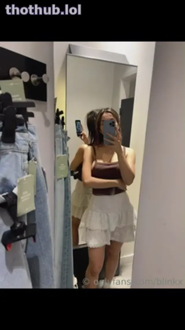 BLINKX DRESSING ROOM DILDO FUCK