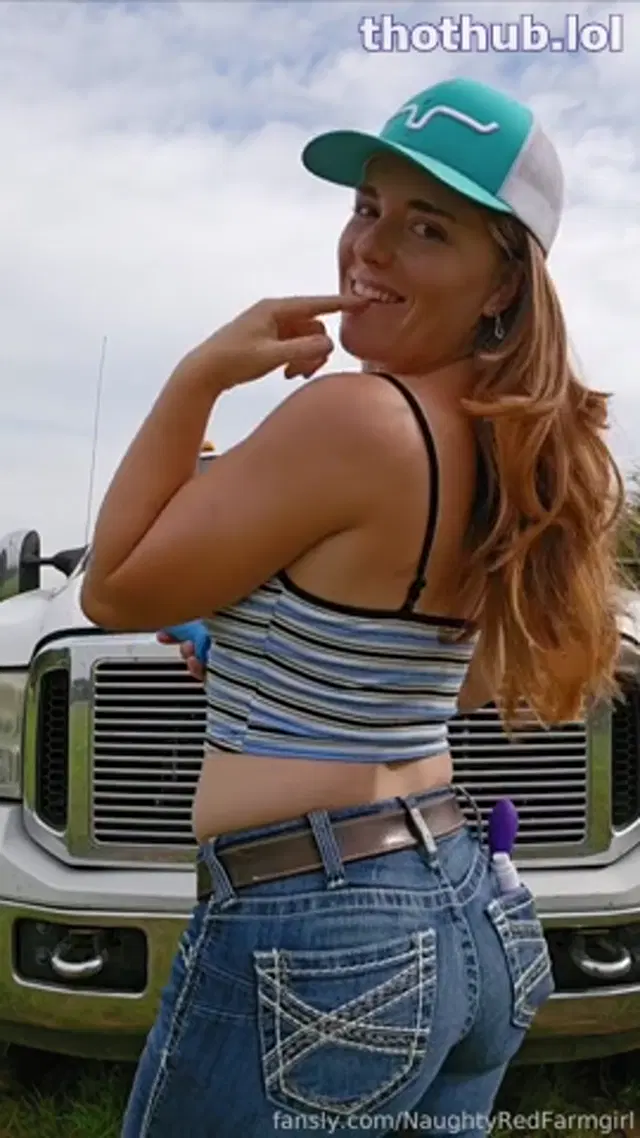 Naughtyredfarmgirl  riding  truck hood and squirting Outdoor