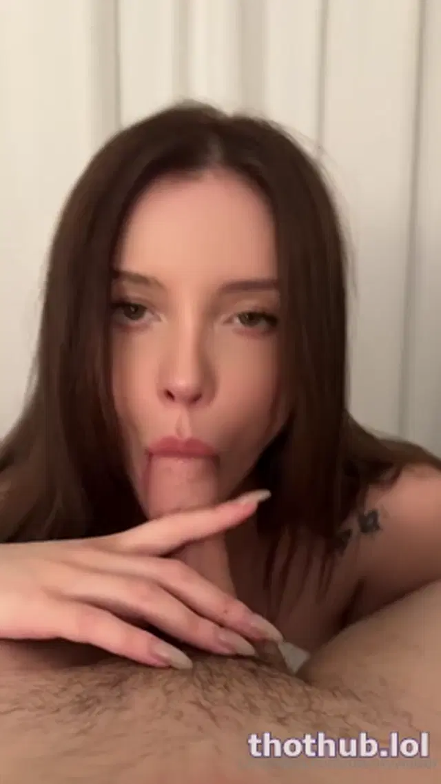 Dainty Wilder Blowjob Sextape