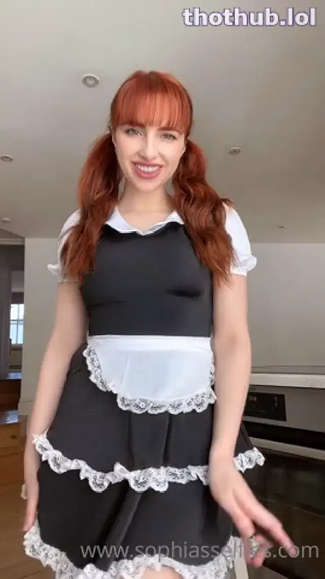 Sophia Blake/ Sophiaselfies Maid
