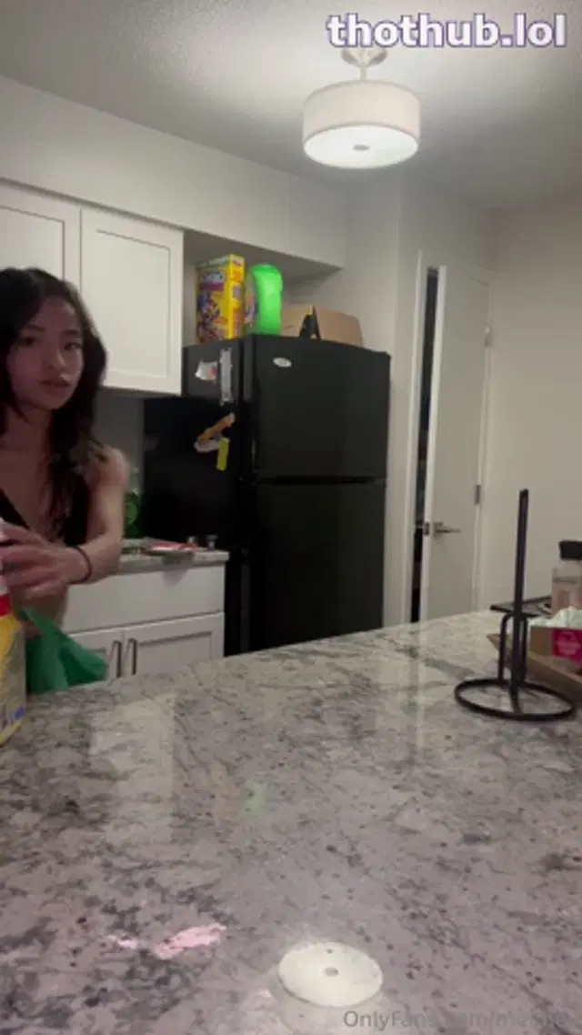 MEIMEII KITCHEN DILDO RIDE