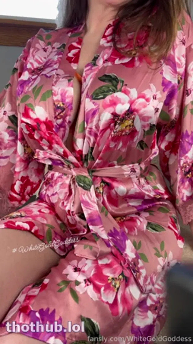 Whitegoldgoddess joi dirty talk