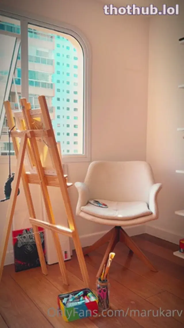 Maru Karv is drawing & fingering