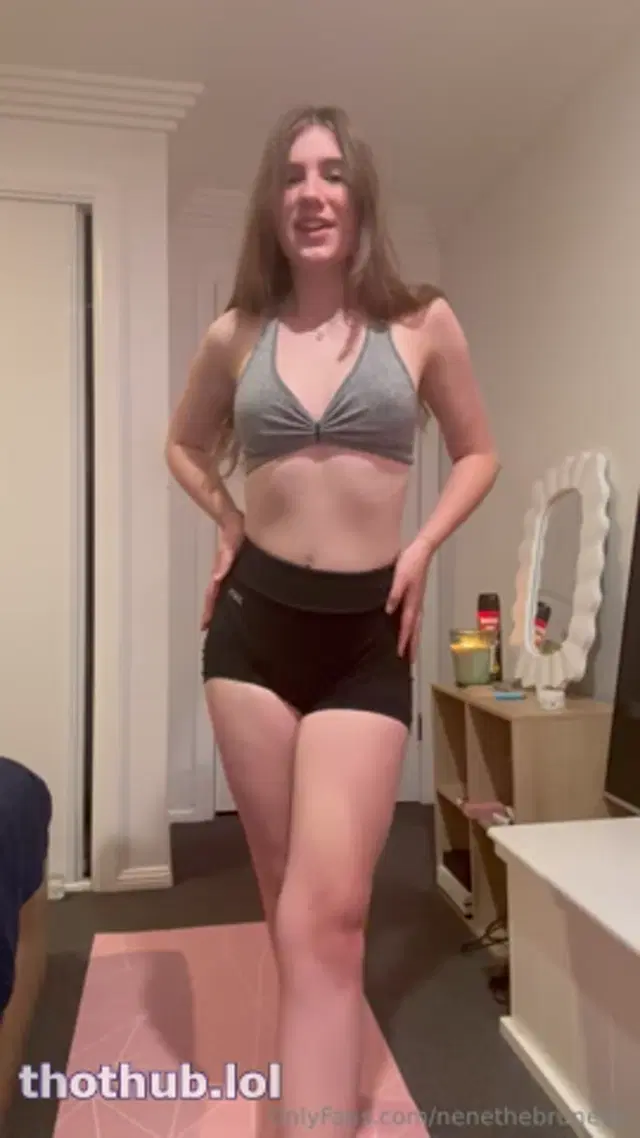 Nenethebrunette