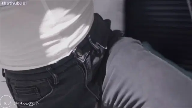 Miuzxc Gets Her Ass Drilled