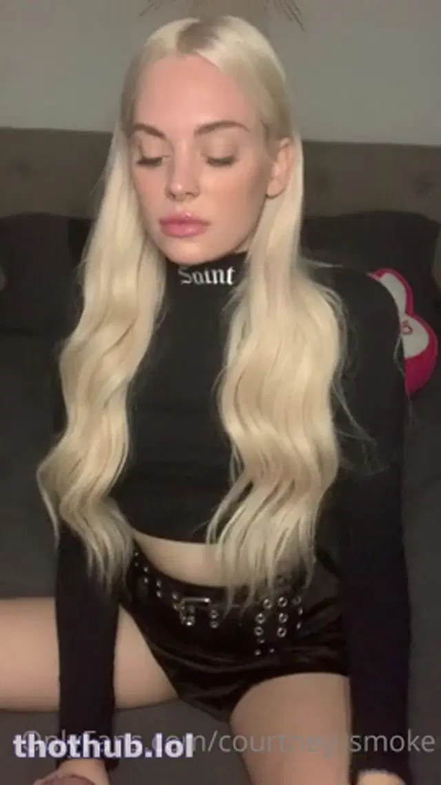 Courtney Smoke JOI Dirty Talk OnlyFans