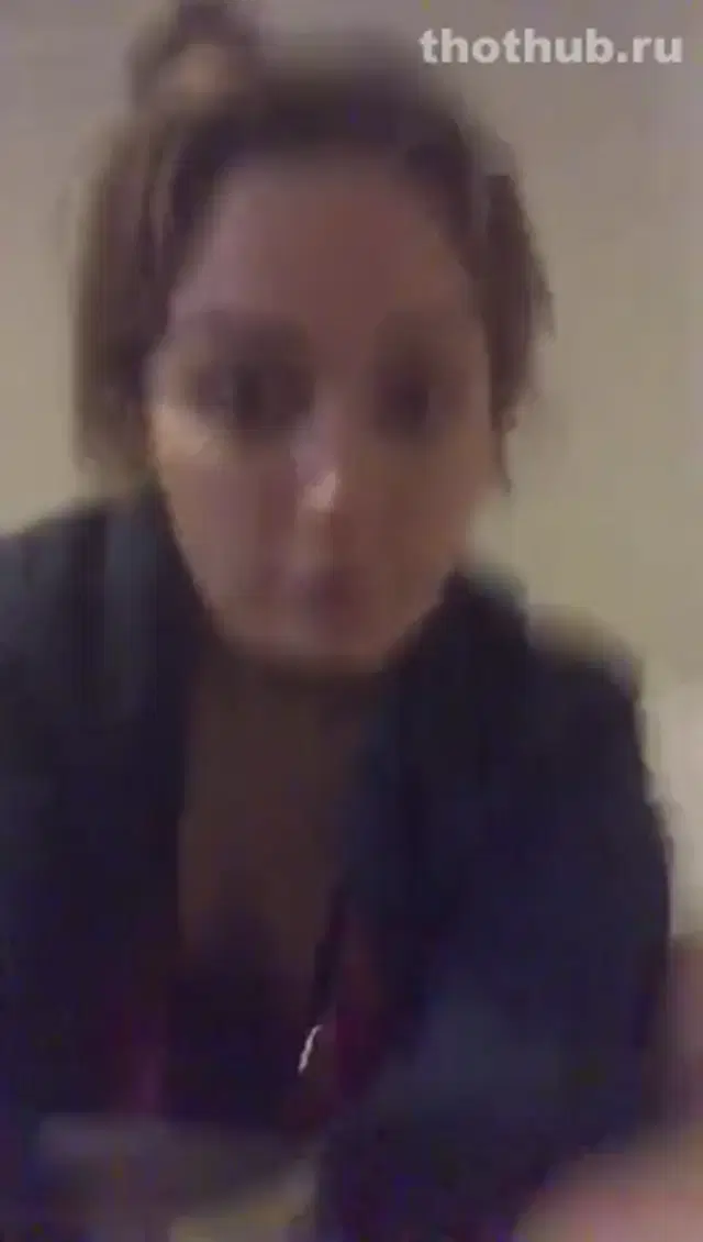 SWEET ERIN THOTS AROUND ON LIVE STREAM