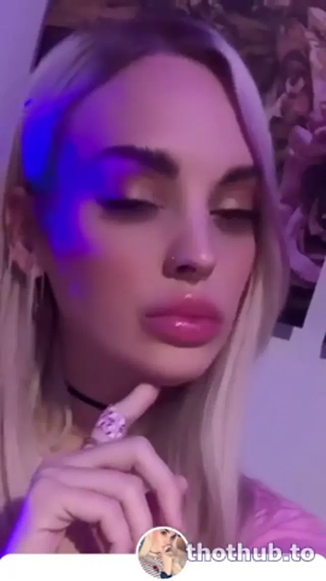 Courtney Smoke Fishnets Tease