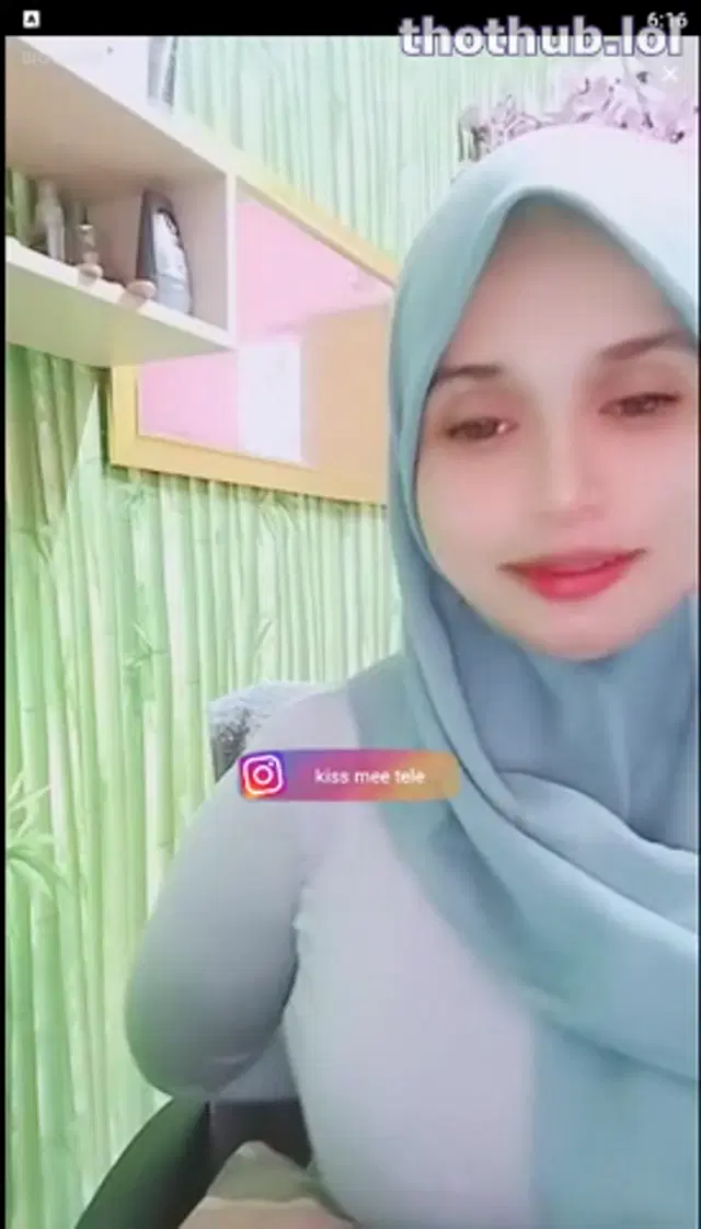 Beautifull hijab girl