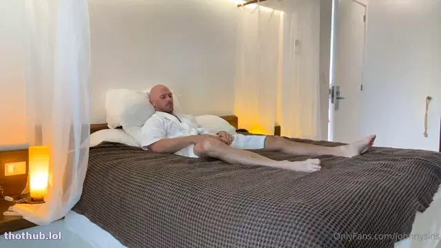 Violet Star Raw Fucking With Johnny Sins