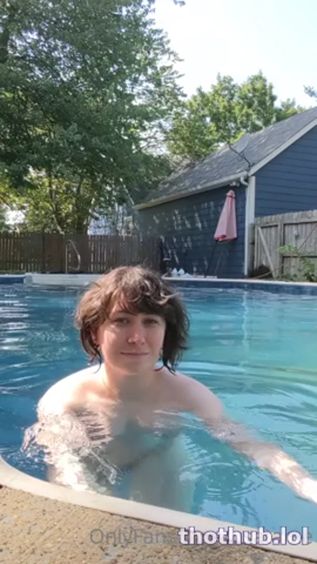 Usatame Skinny-dipping