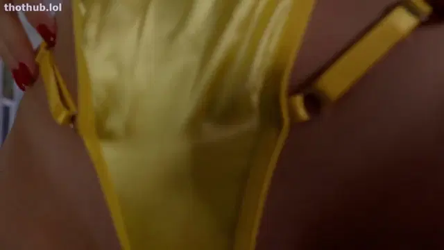 Anna Zapala Nude Try On Striptease