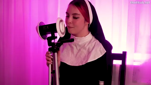 Moona ASMR Patreon video
