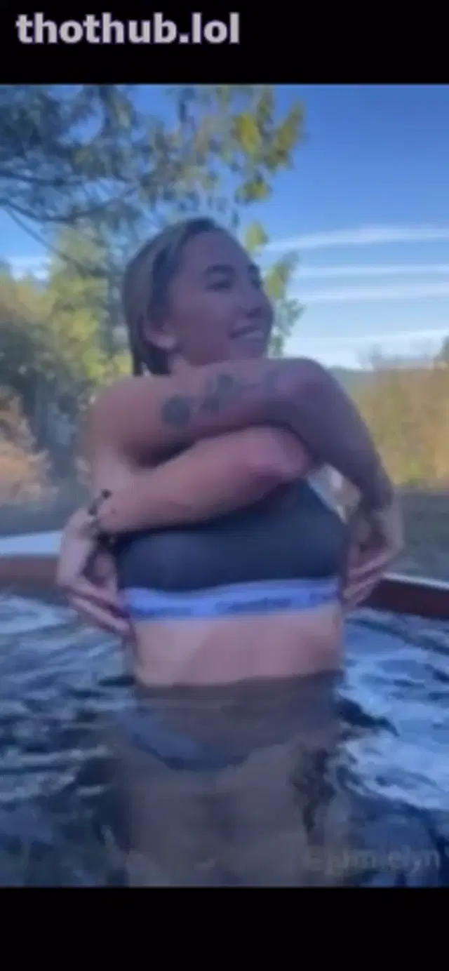 Jamie Lyn Rinaldi Hot Tub 1