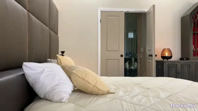 Ember Snow – Ember Snow vs. Johnny Sins Fuck-a-thon [OnlyFans]
