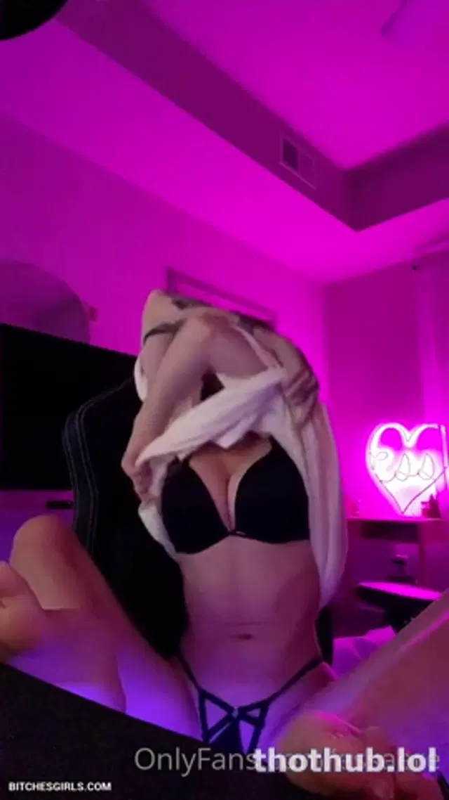 Essaere V