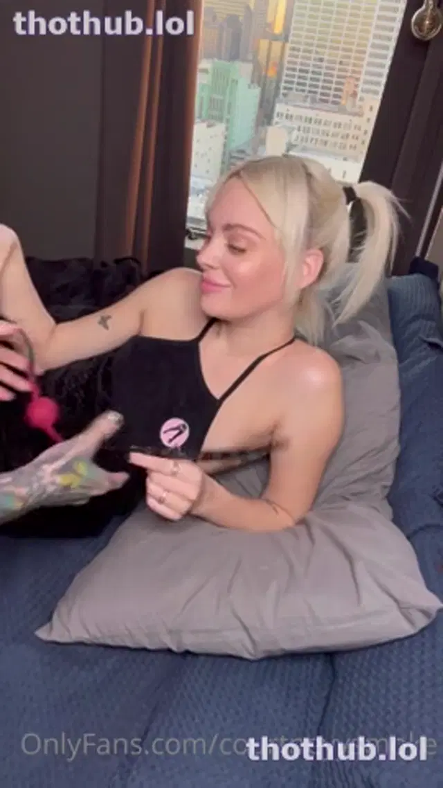 Courtney Smoke SexTape