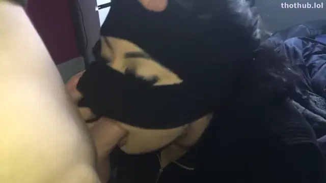 Pakistani UK girl Maybvlogs give BF blowjob