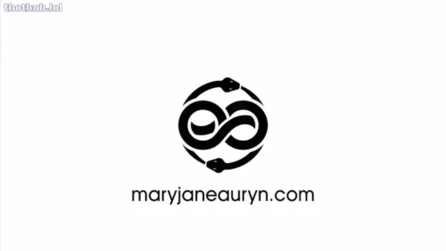 Maryjane auryn threesome