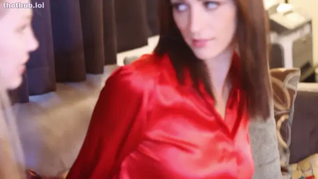 Carlotta Champagne first tie