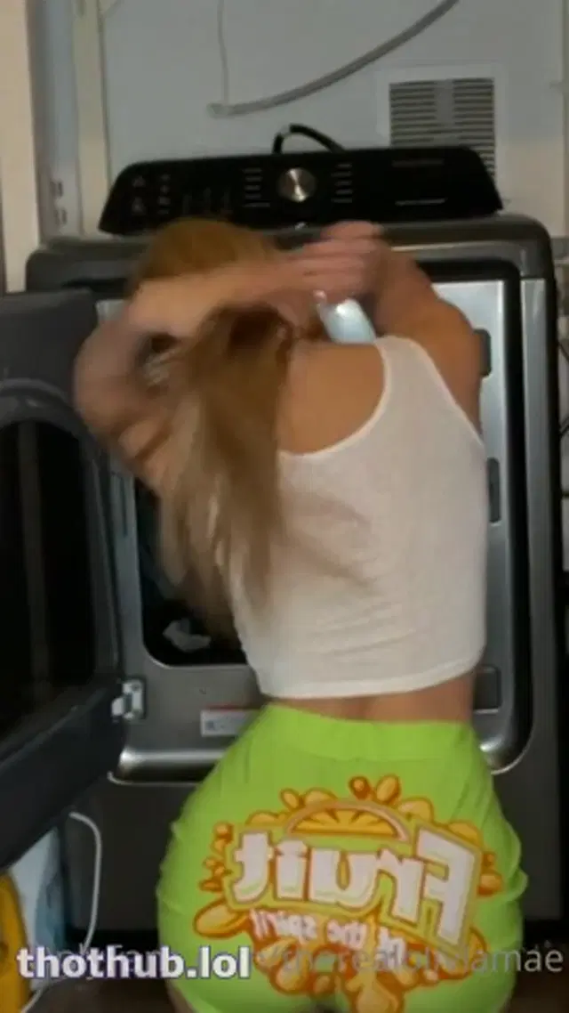 Olivia Mae Stuck In Washing Machine Sextape Video Leaked