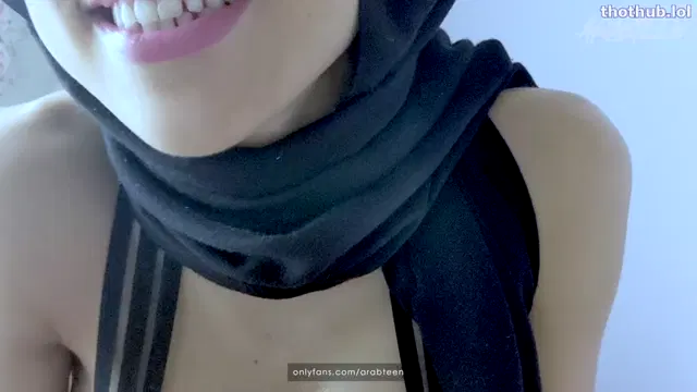 Arabteen tits fuck with dildo