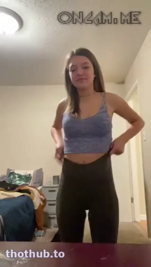 Drunk girls showing tits on periscope