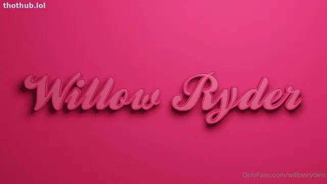 Willow ryder OnlyFans @heygrimy gets a piece of me ????!!