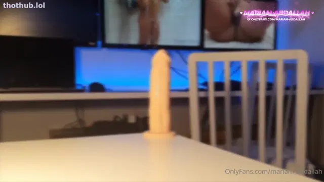 Mariam Abdallah dildo