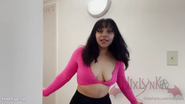 Nixlynka gold digger aunt fucks rich nephew