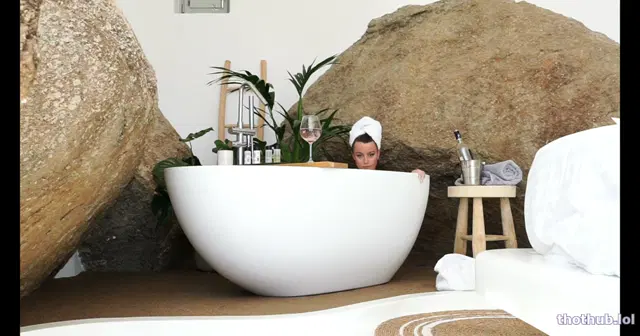 Anna Zapala Nude Bathing