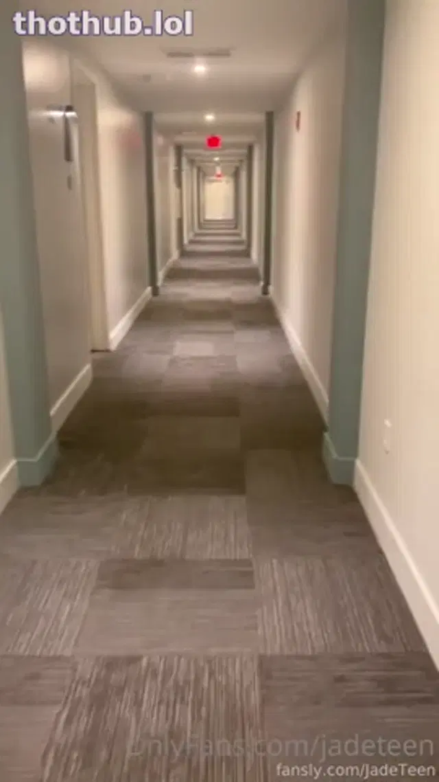 JadeTeen Hotel Receptionist Fucked By Guest