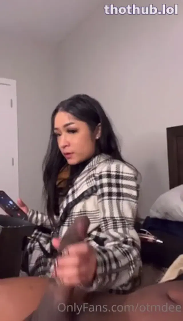 Scottygotfan gets the best Handy